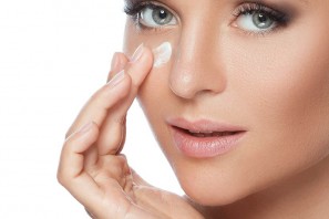 Eficácia e segurança do peeling químico superficial no tratamento da acne vulgar ativa